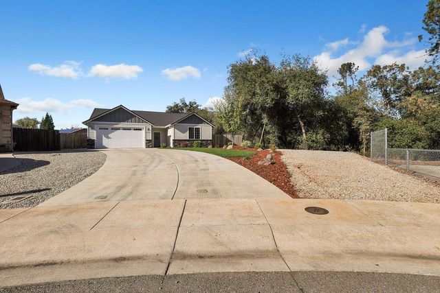 4724 Squirrel Run, Redding, CA 96002
