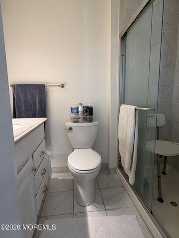 139 Wein Market F, Freehold, NJ 07728