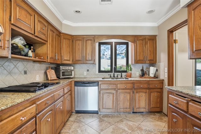 5416 E 65th Place, Tulsa, OK 74136