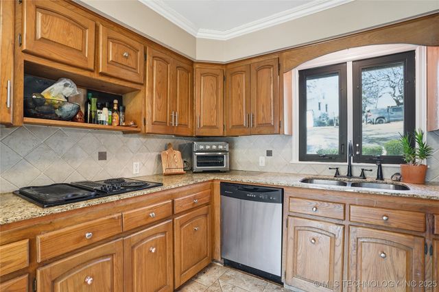 5416 E 65th Place, Tulsa, OK 74136