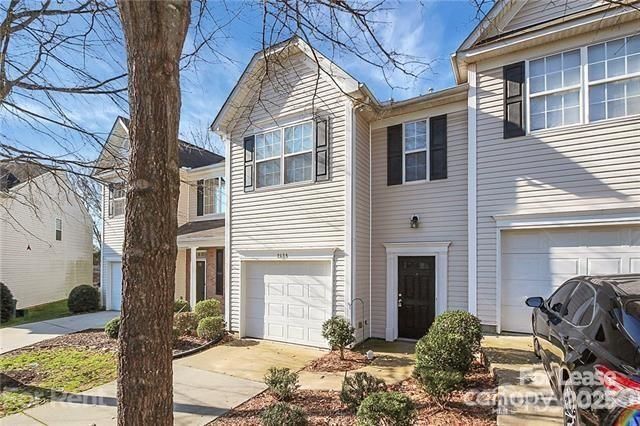 2138 Winthrop Chase Drive, Charlotte, NC 28212