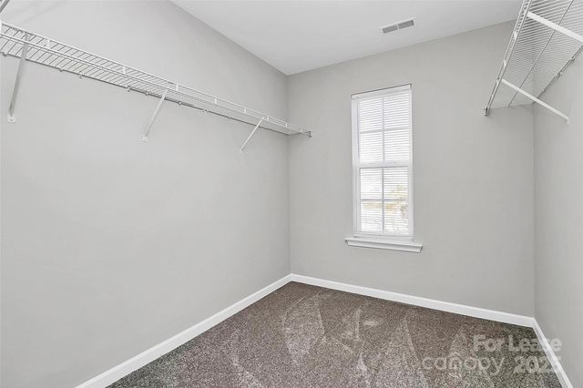 2138 Winthrop Chase Drive, Charlotte, NC 28212