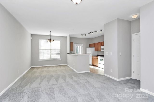 2138 Winthrop Chase Drive, Charlotte, NC 28212