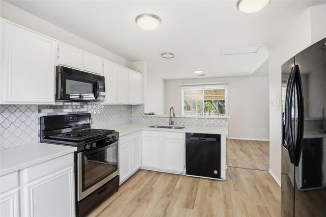 12919 Careywood Drive, Sugar Land, TX 77478