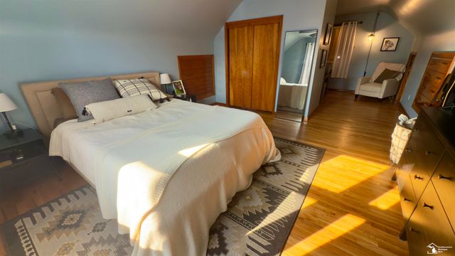 24800 Dartmouth Street, Dearborn, MI 48124