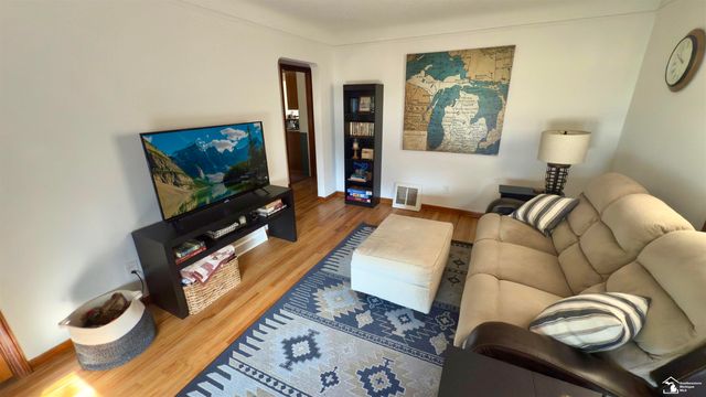 24800 Dartmouth Street, Dearborn, MI 48124