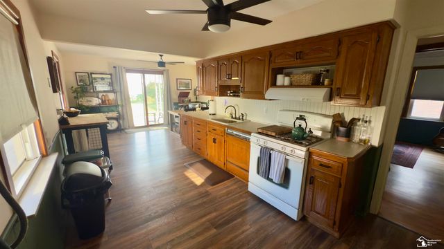 24800 Dartmouth Street, Dearborn, MI 48124