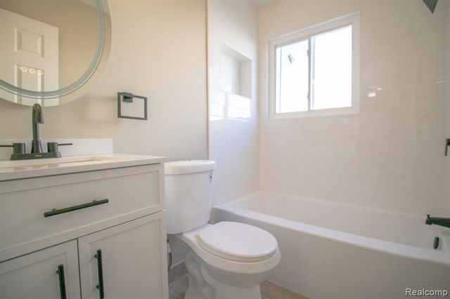 329 Shotka Street, Westland, MI 48186