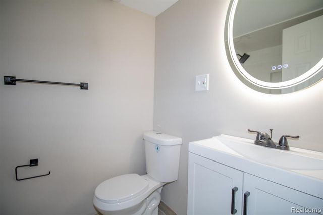 329 Shotka Street, Westland, MI 48186