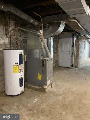 124 PEAR ST, Reading, PA 19601