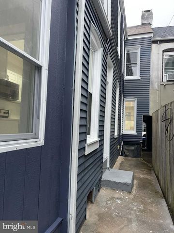 124 PEAR ST, Reading, PA 19601