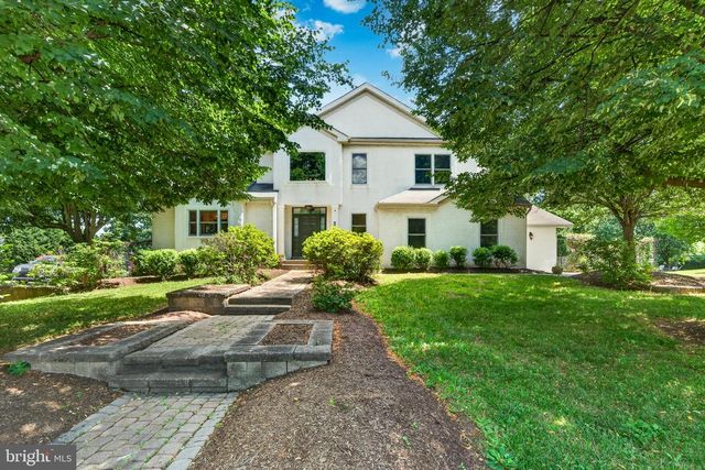 1515 POWNAL DR, Yardley, PA 19067