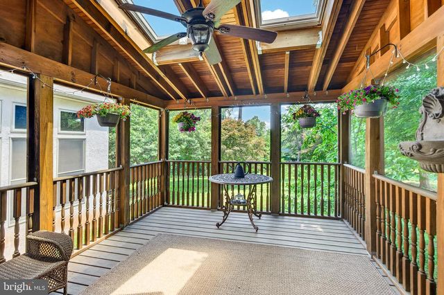1515 POWNAL DR, Yardley, PA 19067