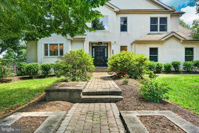 1515 POWNAL DR, Yardley, PA 19067