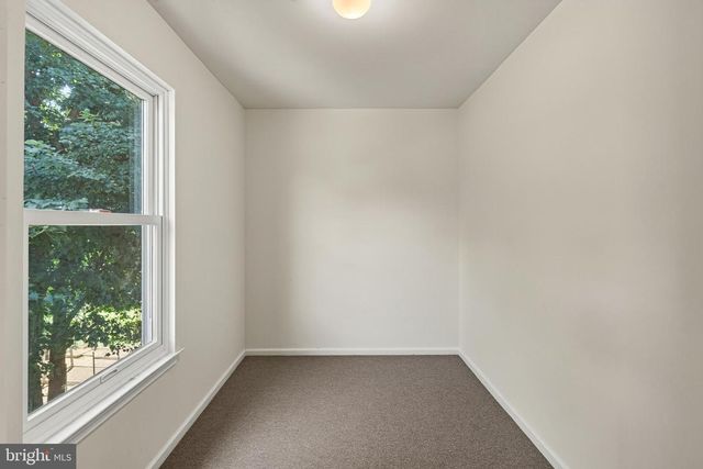1515 POWNAL DR, Yardley, PA 19067