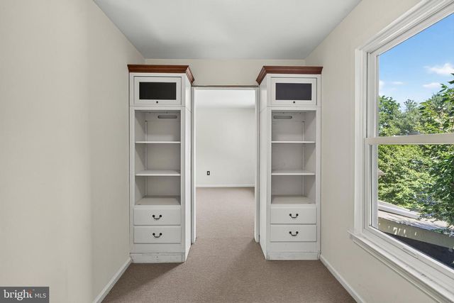 1515 POWNAL DR, Yardley, PA 19067