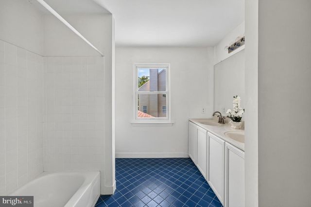 1515 POWNAL DR, Yardley, PA 19067