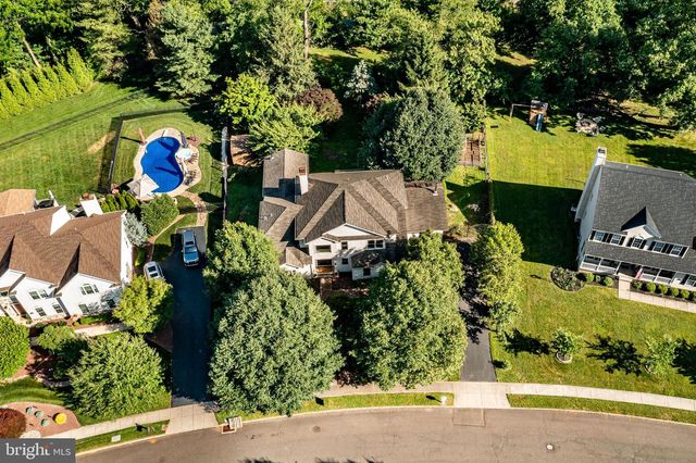 1515 POWNAL DR, Yardley, PA 19067