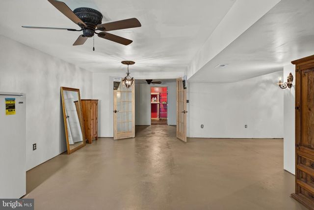1515 POWNAL DR, Yardley, PA 19067
