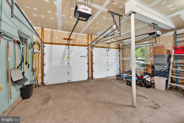1515 POWNAL DR, Yardley, PA 19067