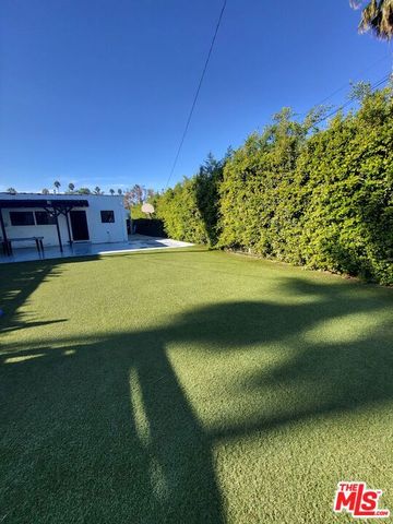 620 N Poinsettia Place, Los Angeles, CA 90036