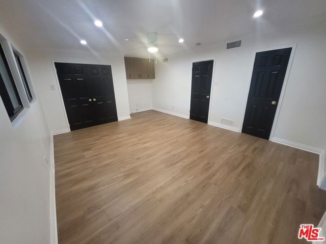 620 N Poinsettia Place, Los Angeles, CA 90036