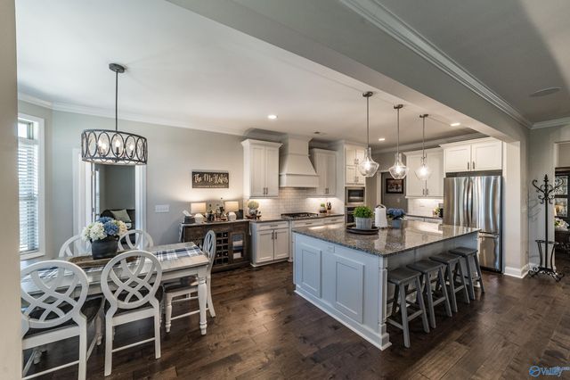 7617 Summerdawn Drive SE, Owens Cross Roads, AL 35763