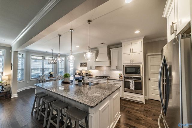 7617 Summerdawn Drive SE, Owens Cross Roads, AL 35763