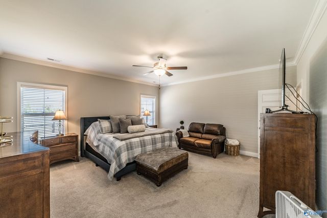 7617 Summerdawn Drive SE, Owens Cross Roads, AL 35763