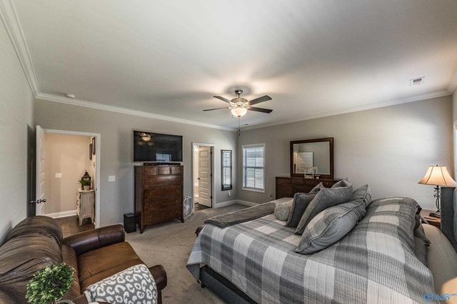 7617 Summerdawn Drive SE, Owens Cross Roads, AL 35763