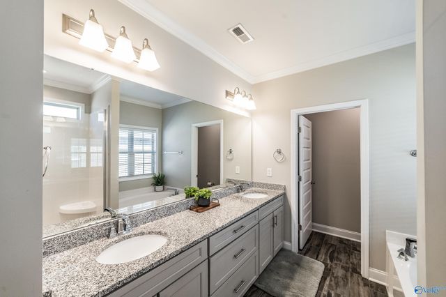 7617 Summerdawn Drive SE, Owens Cross Roads, AL 35763