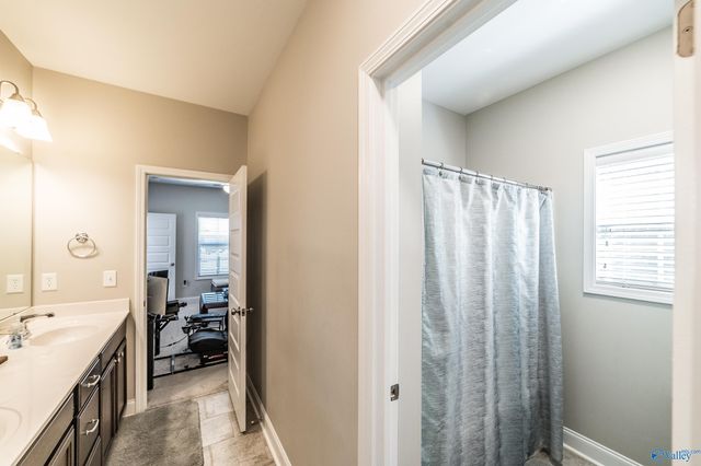 7617 Summerdawn Drive SE, Owens Cross Roads, AL 35763