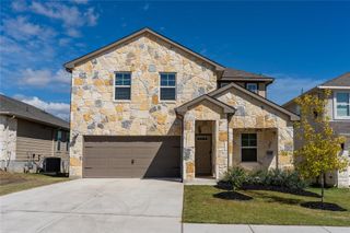 207 El Capitan LOOP, Dripping Springs, TX 78620