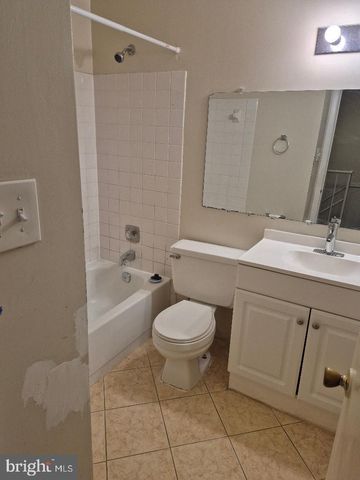 306 GILES PL, Sterling, VA 20164