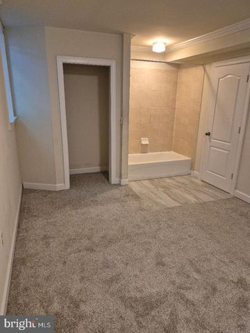 306 GILES PL, Sterling, VA 20164
