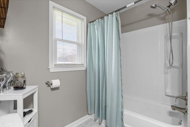 107 Meridale St, Waverly, TN 37185