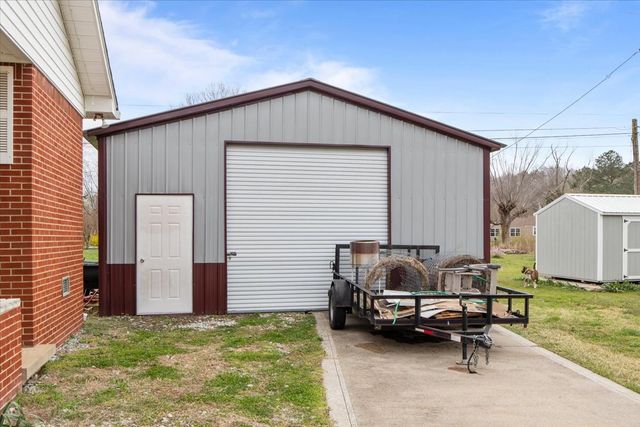 107 Meridale St, Waverly, TN 37185