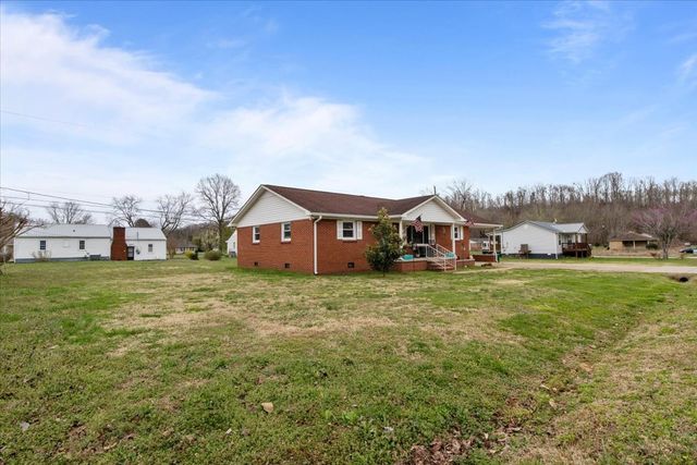 107 Meridale St, Waverly, TN 37185
