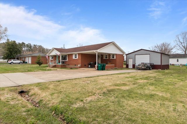 107 Meridale St, Waverly, TN 37185