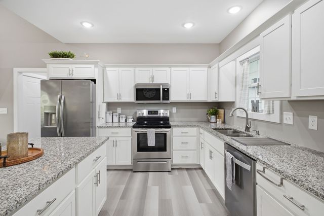 1917 Frank Moore Rd, Culleoka, TN 38451