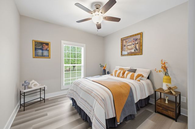 1917 Frank Moore Rd, Culleoka, TN 38451