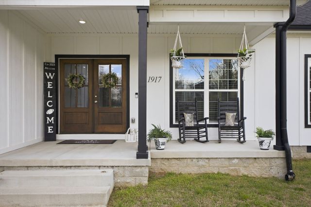 1917 Frank Moore Rd, Culleoka, TN 38451