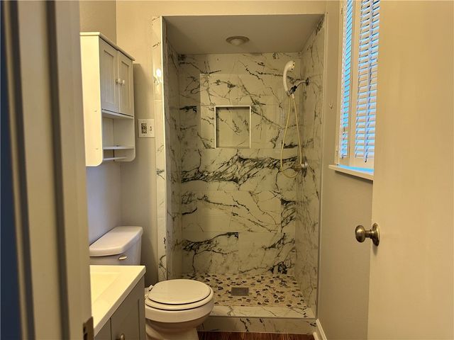 305 N Vancouver Avenue, Russellville, AR 72801