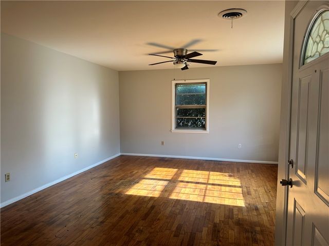 305 N Vancouver Avenue, Russellville, AR 72801