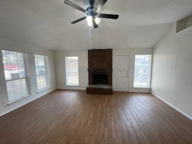 1218 Brooklawn Drive, Arlington, TX 76018