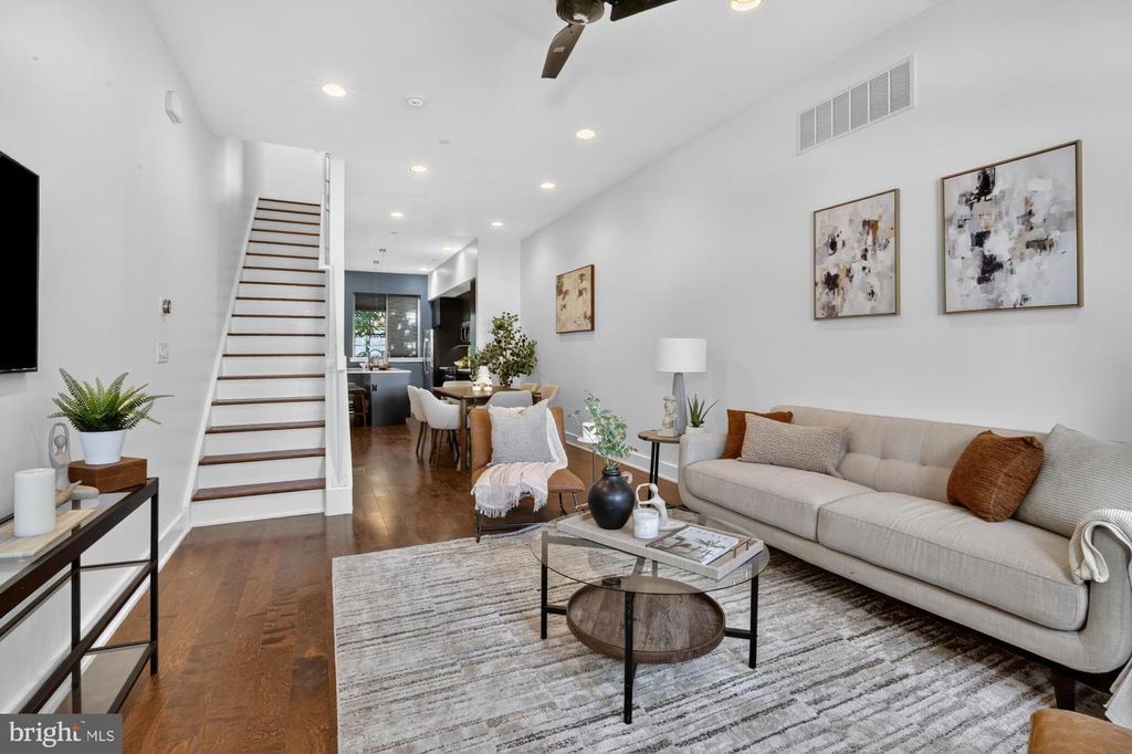 1343 S BOUVIER ST, PHILADELPHIA, PA 19146 — photo 2