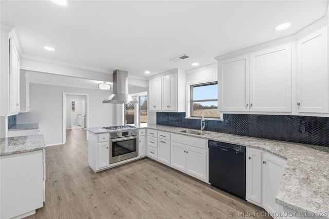 438 Chisholm Circle, Bartlesville, OK 74006