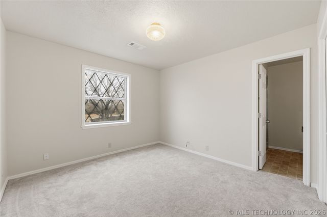 438 Chisholm Circle, Bartlesville, OK 74006