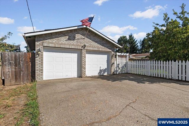 4220 Schafer Rd NE, Salem, OR 97305