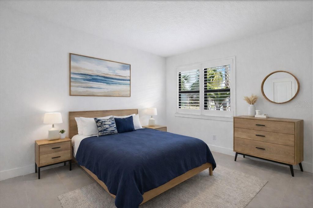 Image 20 of property listing at 18575 MIDSUMMER PLACE, Venice, FL 34293